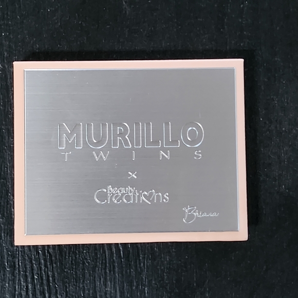 Murillo Twins x Beauty Creations eyeshadow palette and beauty blender sp… - Picture 3 of 7